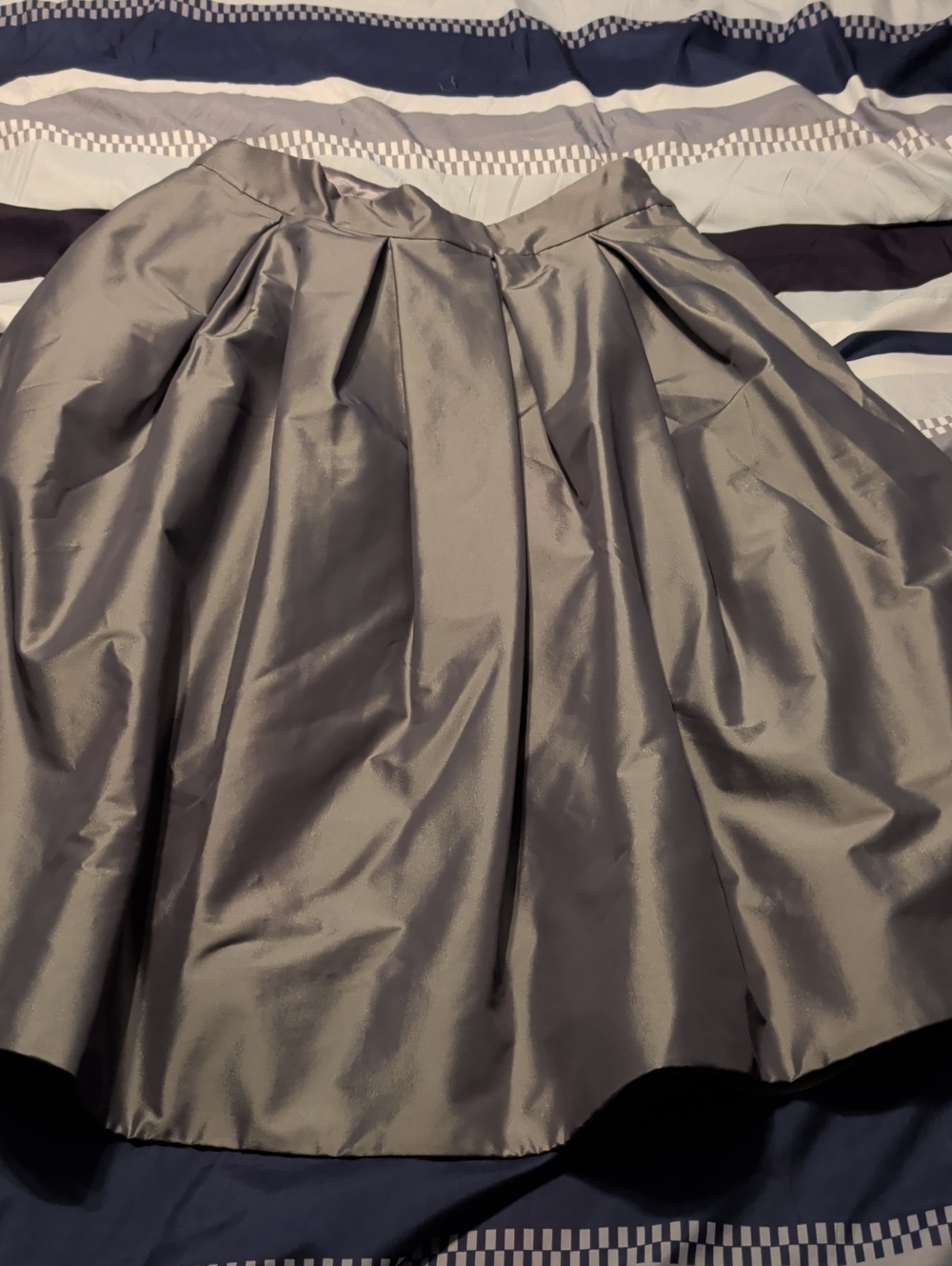 White House Black Market Gray Satin Pleated Circle Skirt